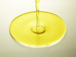 Ukrainian crude unrefined sunflower oil in bulk with delivery to your plant.